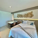Rn Studio Premium 613 - Frente Mar